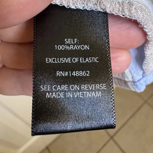 Torrid Blue Brown Striped Sleeveless Blouse | Size 1 1X  Boho Lightweight Top - Picture 4 of 6